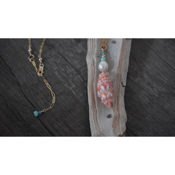 Miter Necklace - Picture 4 of 7